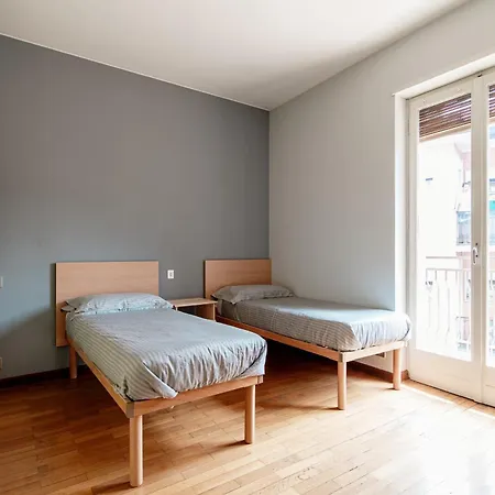 Ginco's - Downtown Apartment